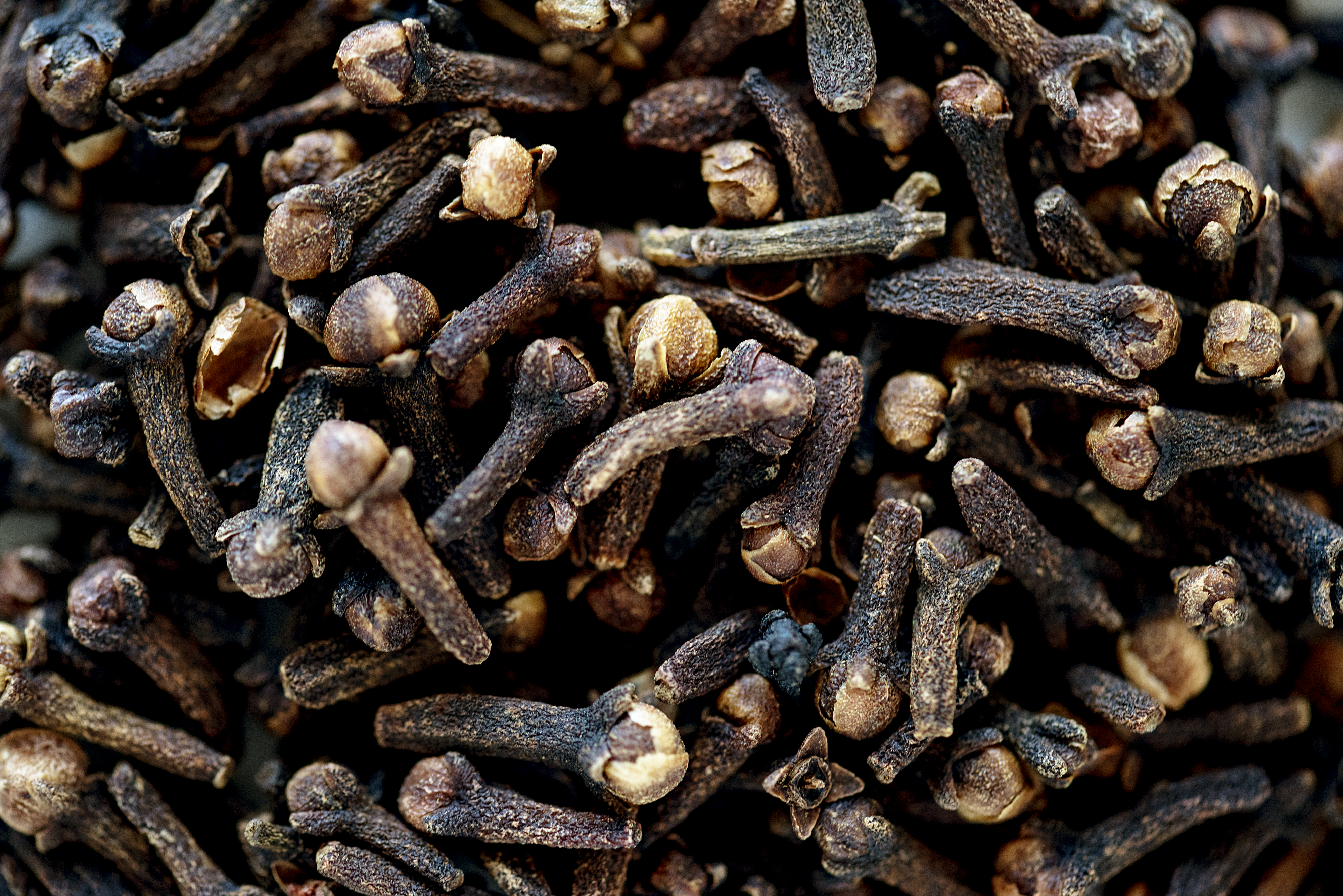 Clove Advantages